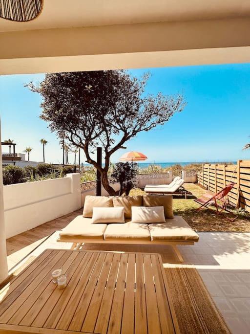 Сasa de vacaciones Luxury House Front Line